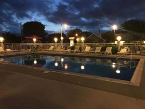  Cape Harbor Motor Inn  Кейп Мей